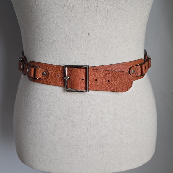 BCBGMaxAzria,‎ Cognac Brown Pebble Leather Buckle Statement Belt, Size Small main image 4
